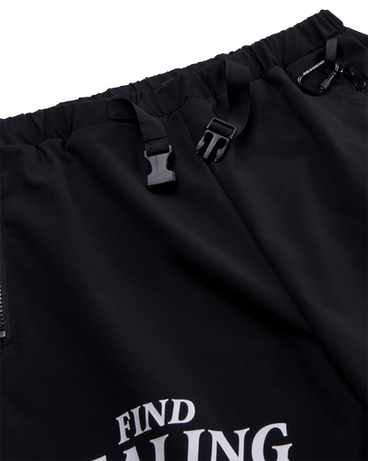 BLACK UTILITY HEALING SHORTS